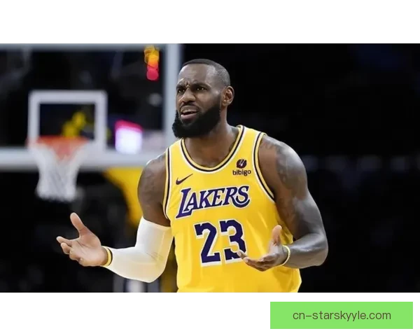 41岁詹皇自律封神带伤创纪录